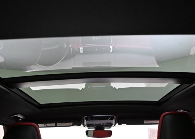 2022 Land Rover Range Rover Sport SVR Carbon Edition