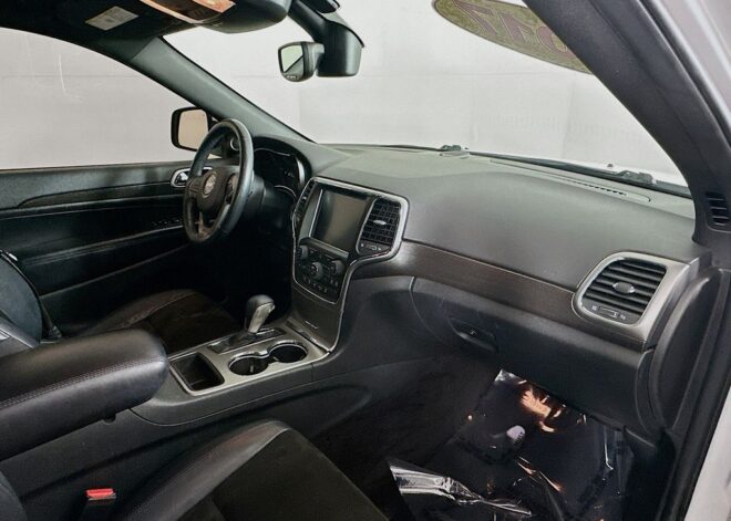 2017 Jeep Grand Cherokee