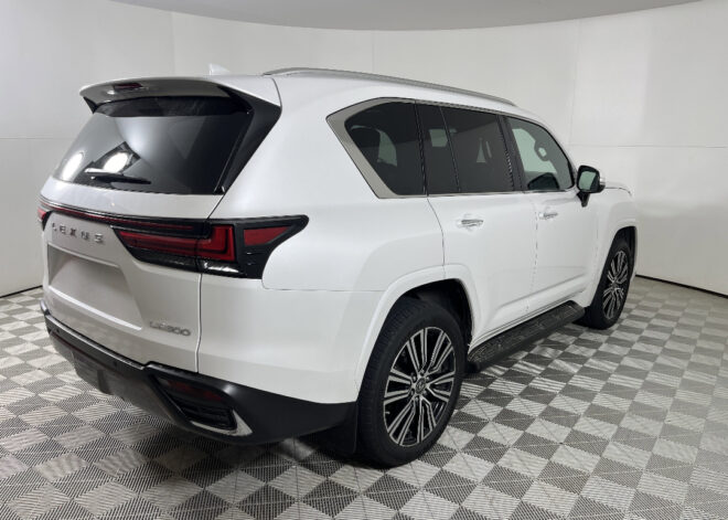 2023 Lexus LX 600 Luxury