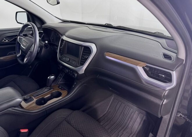 2017 GMC Acadia