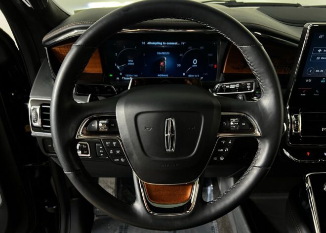 2023 Lincoln Navigator Black Label