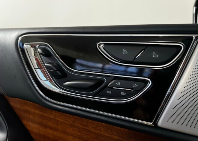 2023 Lincoln Navigator Black Label