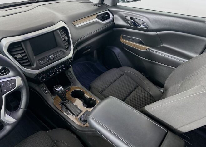 2017 GMC Acadia