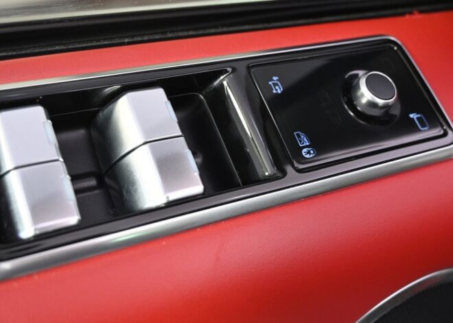 2022 Land Rover Range Rover Sport SVR Carbon Edition