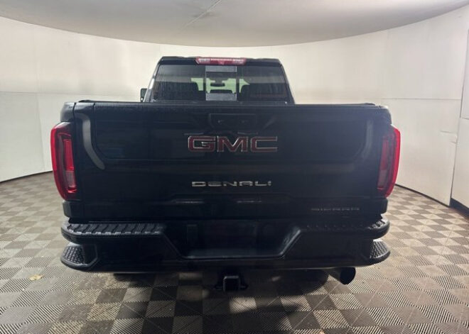 2022 GMC Sierra 2500HD Denali
